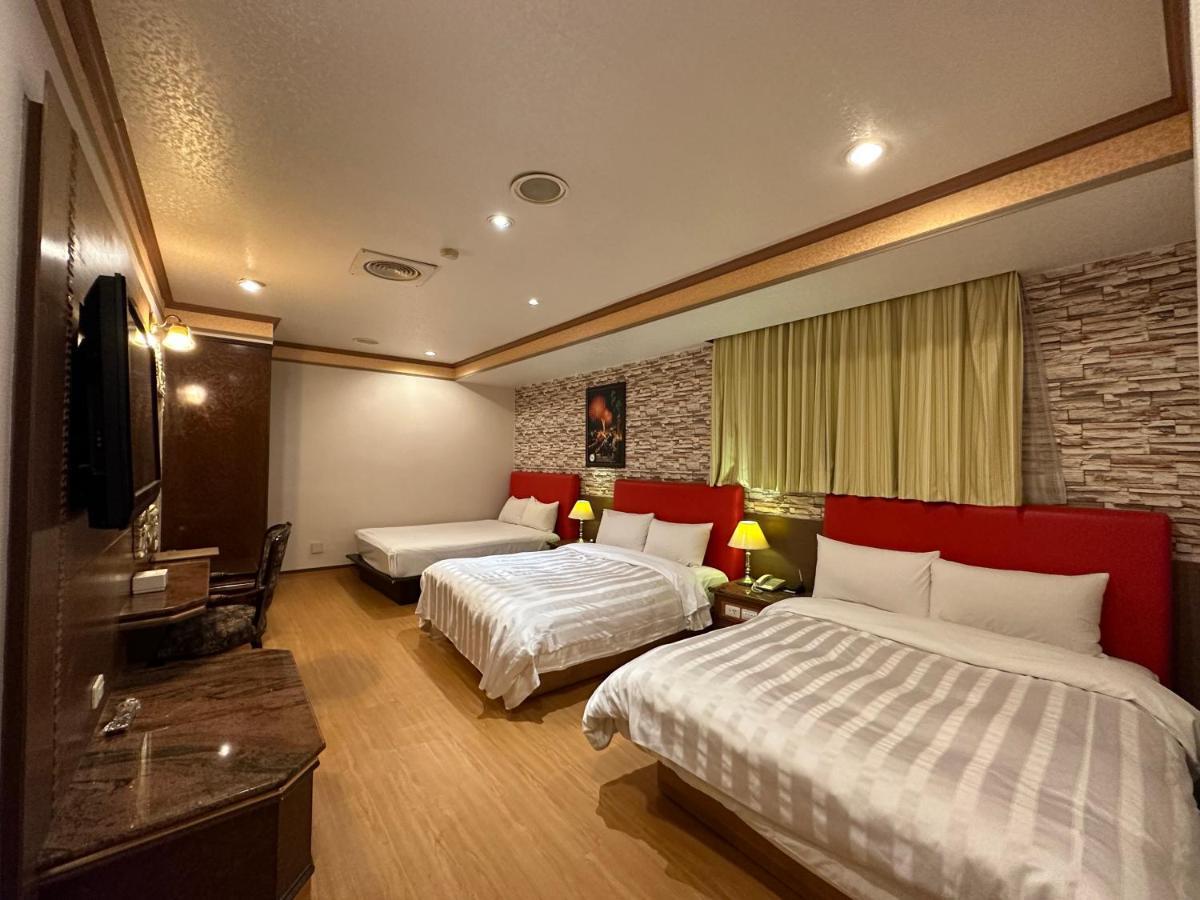 Wenpin Hotel - Pier 2 Kaohsiung Exteriör bild