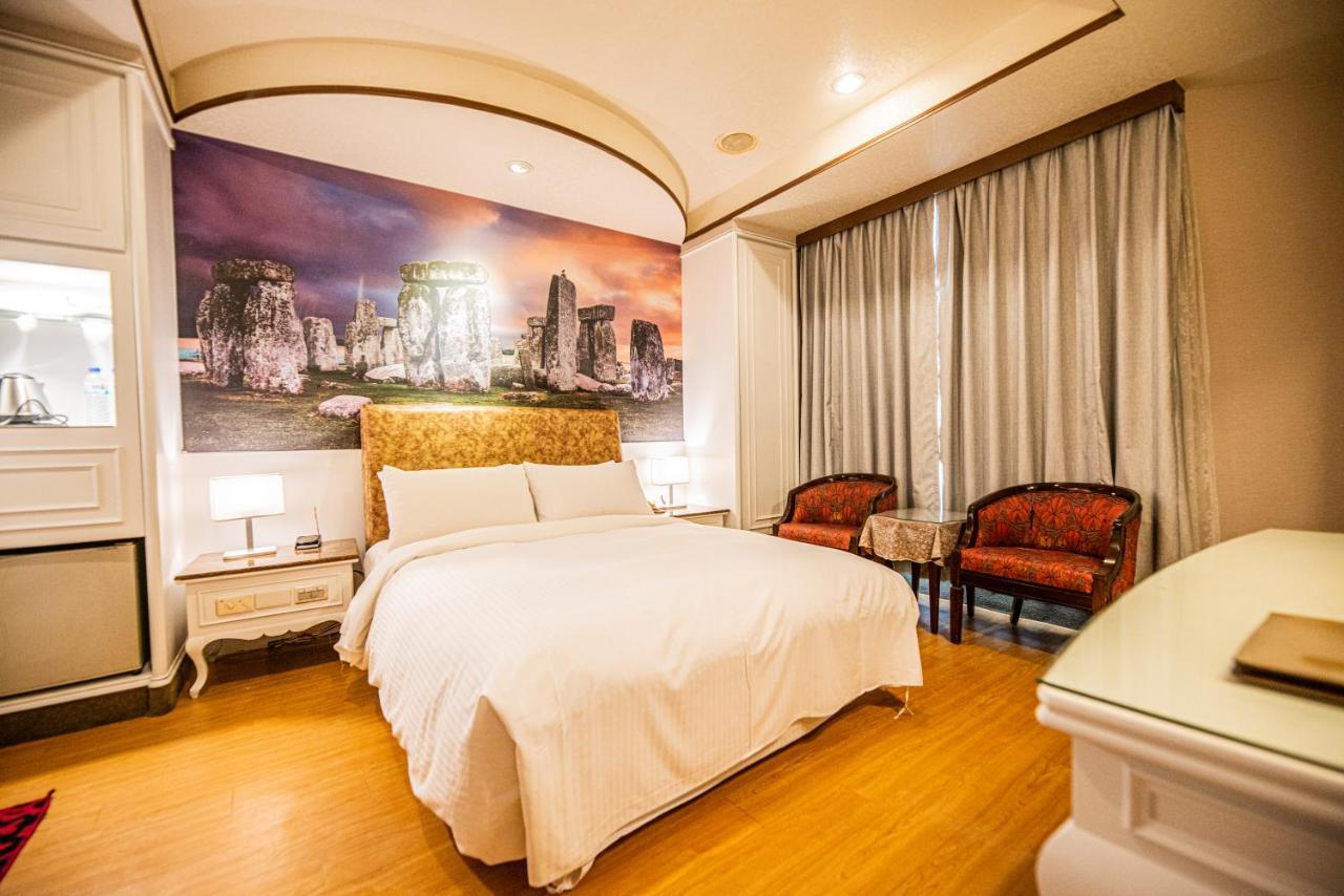 Wenpin Hotel - Pier 2 Kaohsiung Exteriör bild