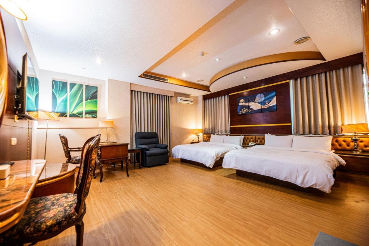 Wenpin Hotel - Pier 2 Kaohsiung Exteriör bild