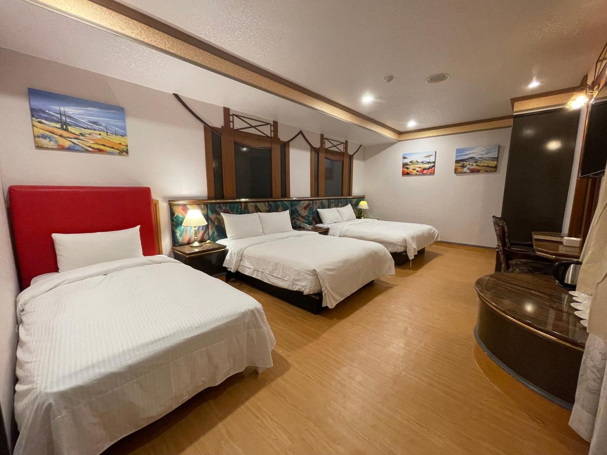 Wenpin Hotel - Pier 2 Kaohsiung Exteriör bild