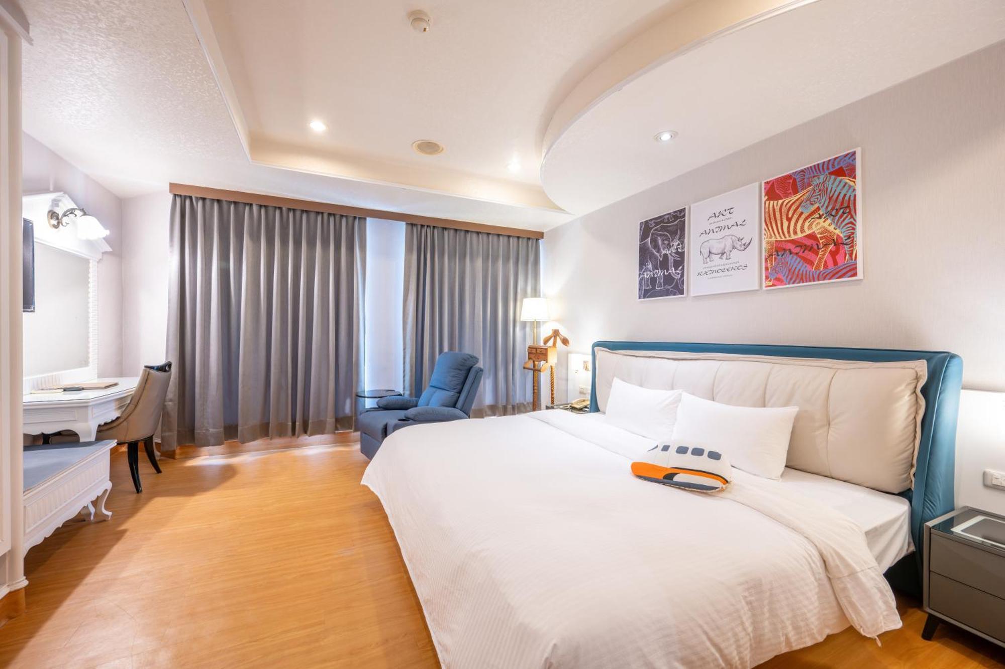 Wenpin Hotel - Pier 2 Kaohsiung Exteriör bild